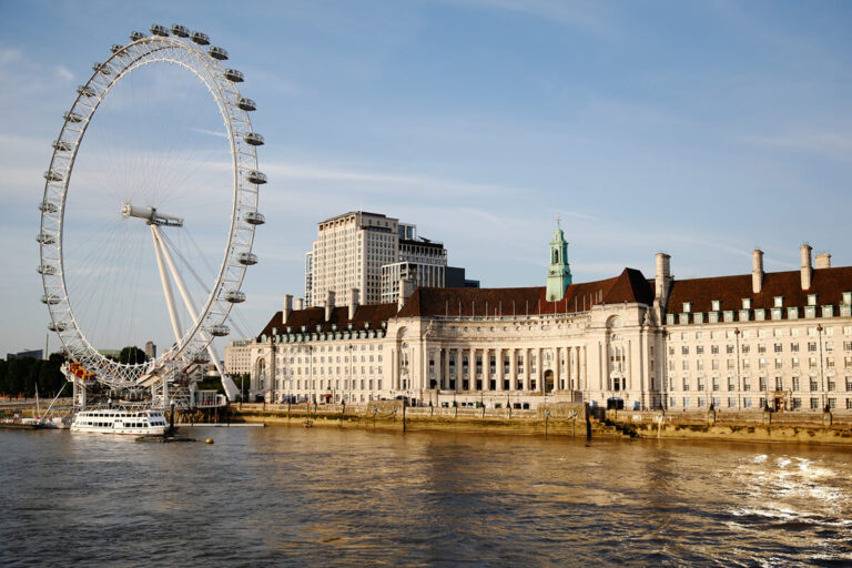 Jon_Cardwell_Photo_Exploring_116 copy_BANNER-