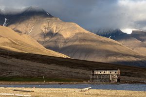 This showcases our tours in Longyearbyen